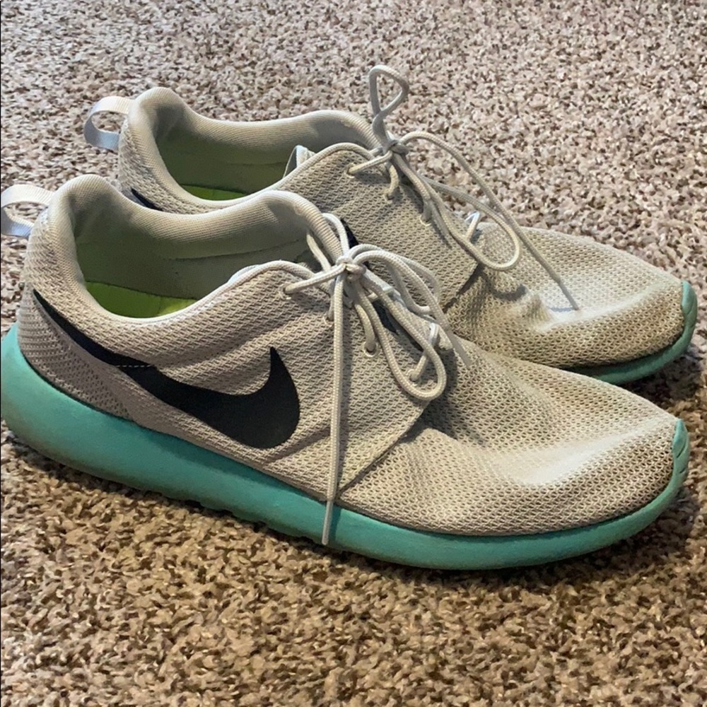 Nike Roshe Run Calypso